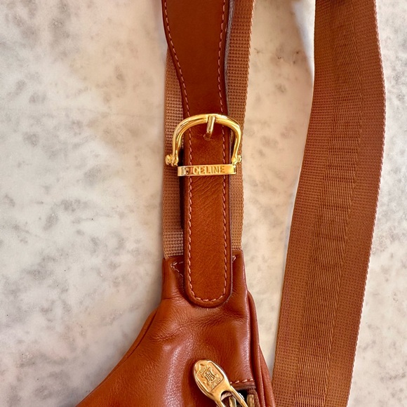 CELINE | Tan Leather Pouch - Picture 3 of 10